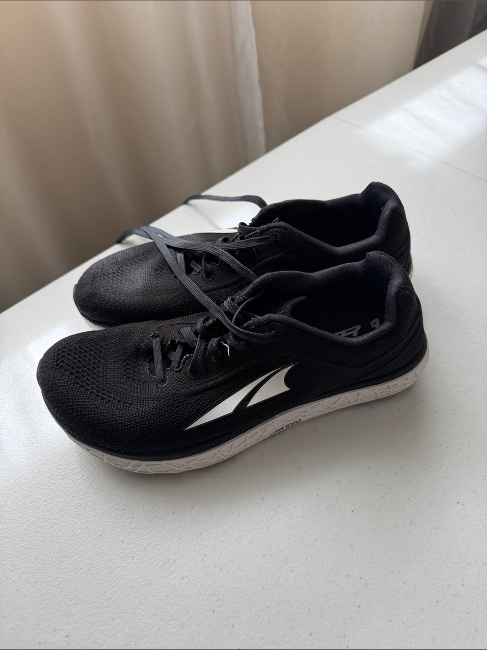 Altra Black Escalante Athletic Shoes with White Accent